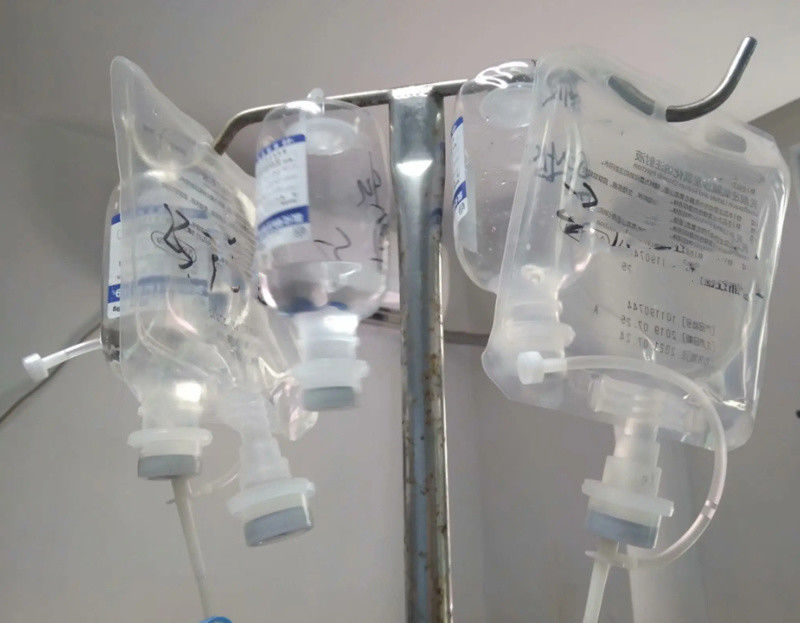 実験室獣医病院 100ml 250ml シングルポート 非PVC 医療注入袋 IV 液体溶液袋