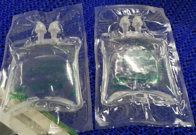 100ml 250ml 500ml 塩溶液 インフュージョンバッグ PVC インフュージョンバッグ 医療用 単体用 IV 圧力 非 PVC インフュージョンバッグ